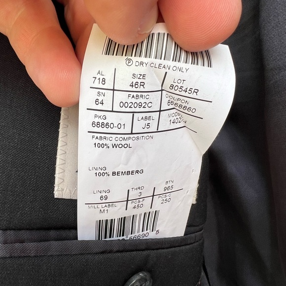 Joseph Abboud Suit Jacket and matching Pants - Picture 8 of 13